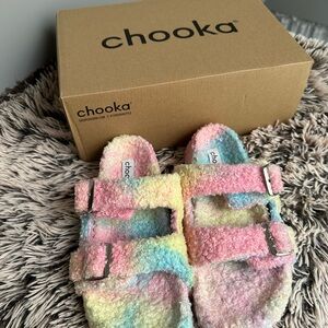 Women’s Chooka Slip-On Furry Sandals Size 7 (listed as 8) EUC